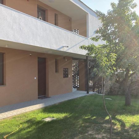 Elixir Apartman Pécsvárad Exteriör bild